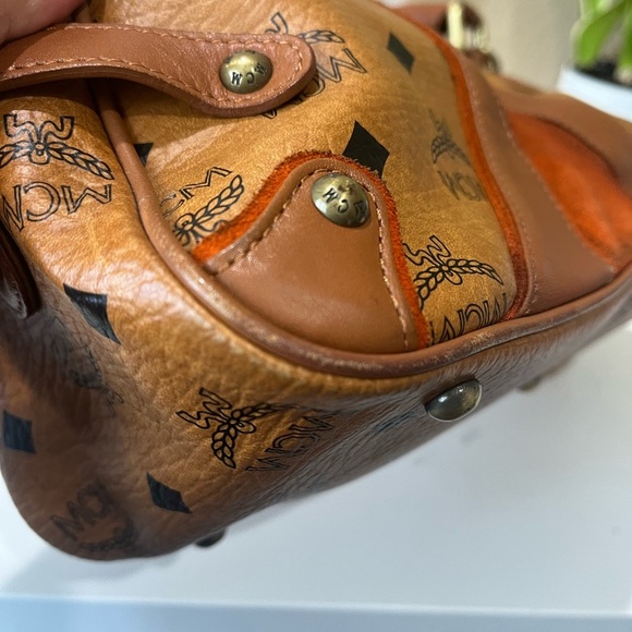 MCM COGNAC VISETOS HANDBAG - Picture 12 of 16